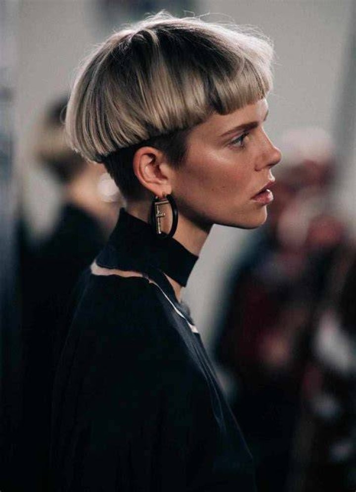 15 Tomboy Short Hairstyles to Look Unique and Dashing