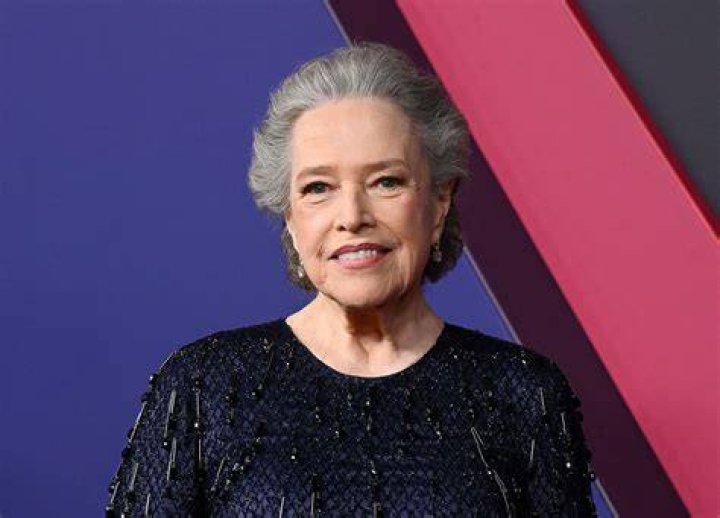 Kathy Bates Bio, Wiki, Age, Husband, Children, Net Worth, Health