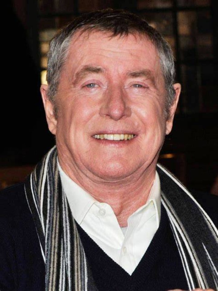 Narrator John Nettles Illness Does He Have Parkinson Disease? Age